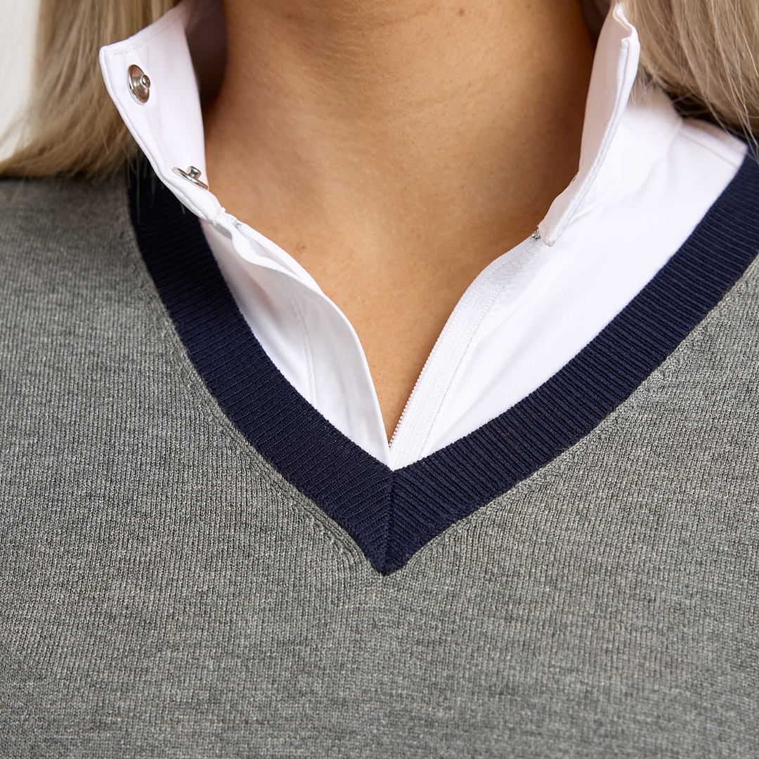 TKEQ ESSENTIAL™: Contrast V-Neck Sweater | Graphite
