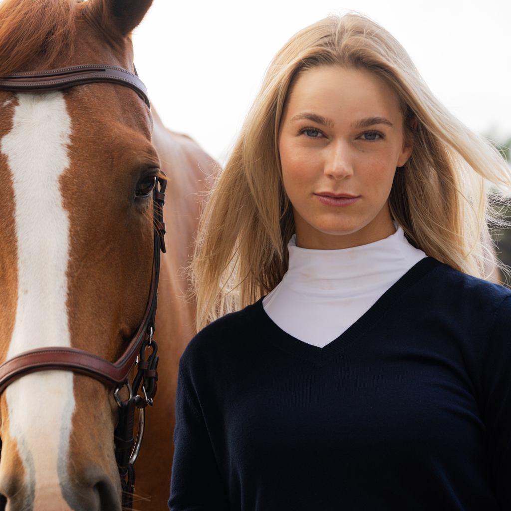 TKEQ ESSENTIAL™: V-Neck Sweater | Classic Navy
