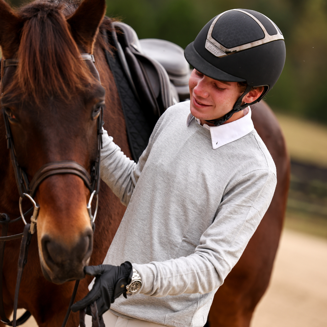 TKEQ ESSENTIAL™: Boyfriend Sweater  | London