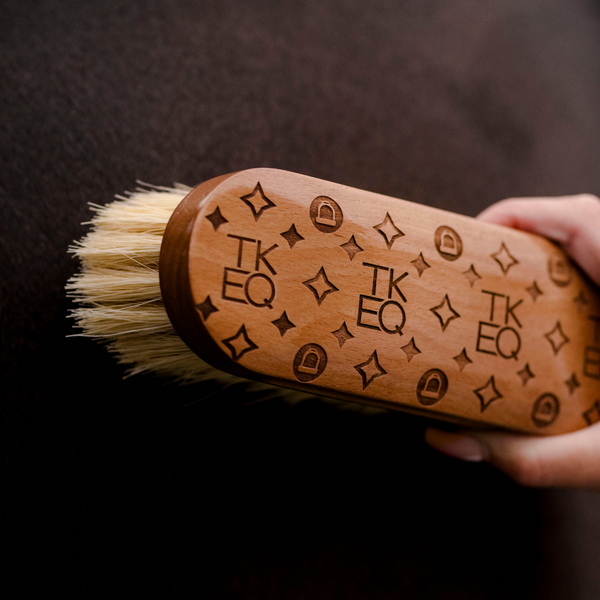 TKEQ x SPR Monogram Brush | Natural
